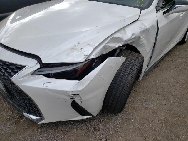 Photo 9 from auction – 2022 LEXUS IS 300 with VIN JTHC81F20N5047672