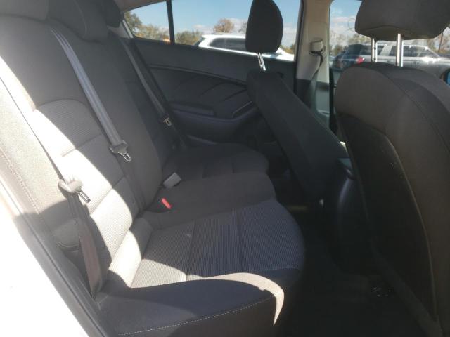 Photo 6 from auction – 2018 KIA FORTE LX with VIN 3KPFK4A77JE211731