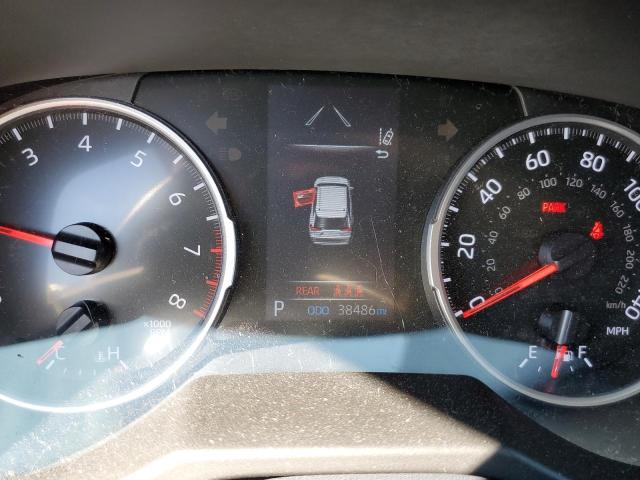 Photo 8 from auction – 2019 TOYOTA RAV4 LE with VIN 2T3F1RFVXKW069680