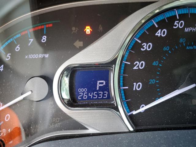 Photo 8 from auction – 2012 TOYOTA SIENNA XLE with VIN 5TDYK3DC2CS254586