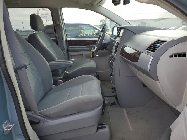 Photo 5 from auction – 2010 CHRYSLER TOWN & COU with VIN 2A4RR5DX1AR360235