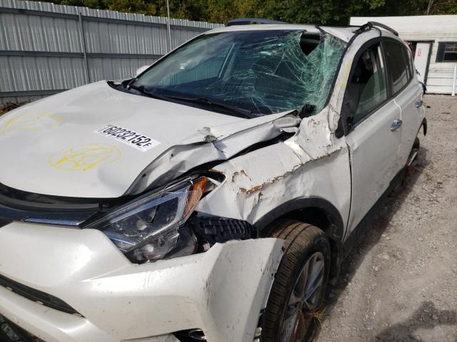 Photo 9 from auction – 2017 TOYOTA RAV4 LIMIT with VIN 2T3DFREVXHW653452