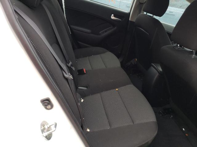 Photo 6 from auction – 2017 KIA FORTE LX with VIN 3KPFK4A7XHE160767