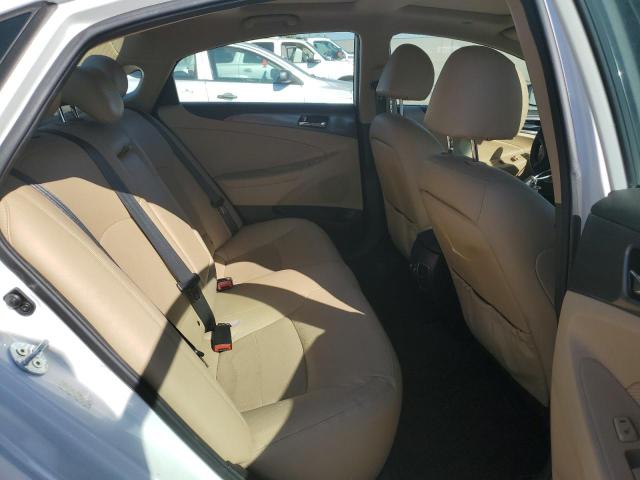 Photo 6 from auction – 2012 HYUNDAI SONATA HYB with VIN KMHEC4A43CA057468
