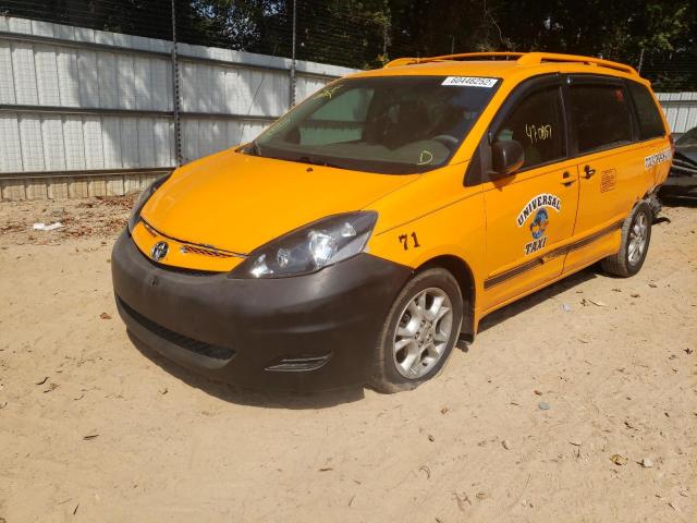 Photo 2 from auction – 2010 TOYOTA SIENNA CE with VIN 5TDKK4CC1AS296029