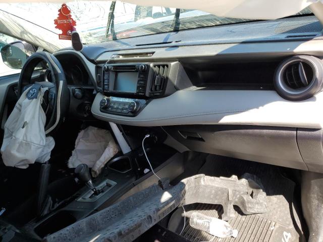 Photo 9 from auction – 2017 TOYOTA RAV4 XLE with VIN 2T3RFREV2HW562584
