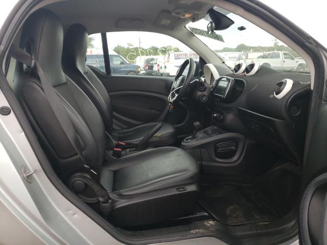صورة رقم 5 من المزاد - 2017 SMART FORTWO مع VIN WMEFJ5DA1HK170957