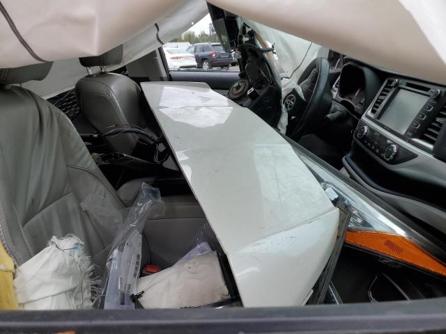 Photo 5 from auction – 2015 TOYOTA HIGHLANDER with VIN 5TDJKRFH5FS108538