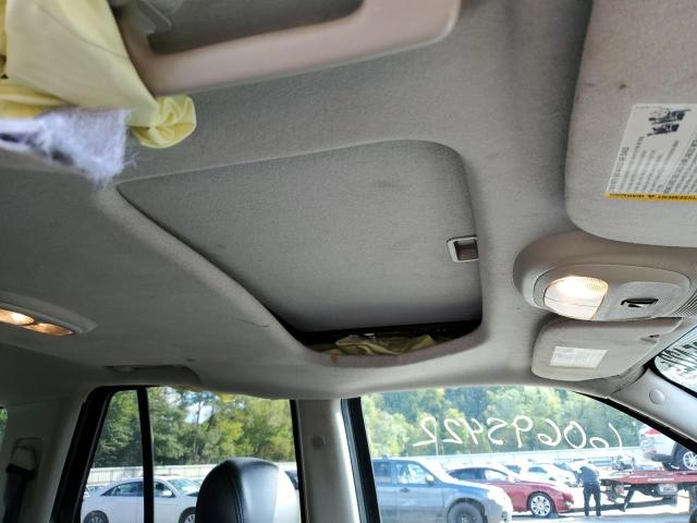 Photo 9 from auction – 2005 GMC ENVOY with VIN 1GKDT13S852240585