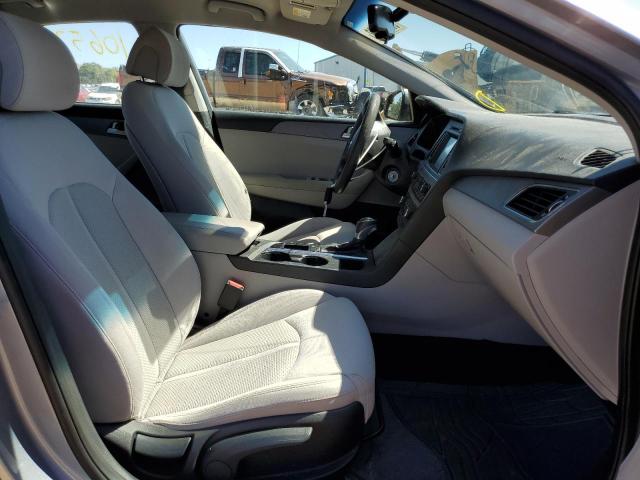 Photo 5 from auction – 2016 HYUNDAI SONATA SE with VIN 5NPE24AF3GH363240
