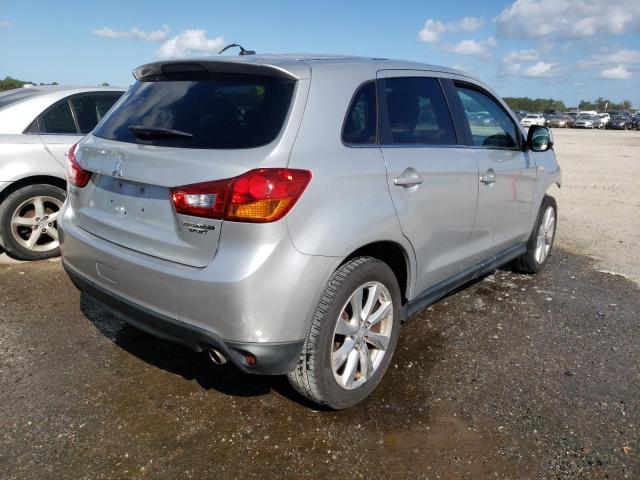 Photo 4 from auction – 2013 MITSUBISHI OUTLANDER with VIN 4A4AP4AU1DE002642