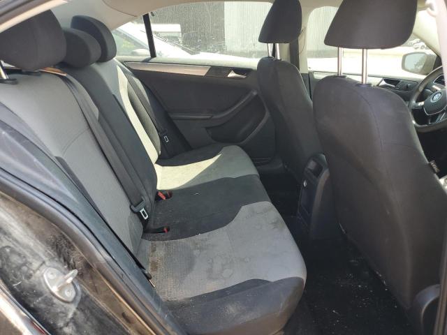 Photo 6 from auction – 2017 VOLKSWAGEN JETTA S with VIN 3VW2B7AJ1HM310005
