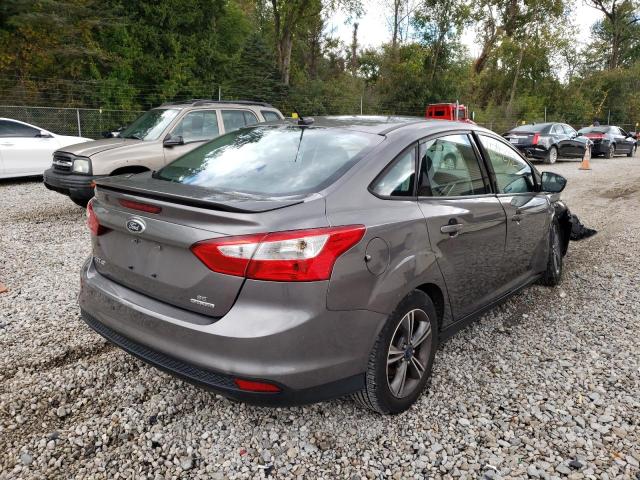 Foto 4 de la subasta – 2014 FORD FOCUS SE con VIN 1FADP3F29EL395914