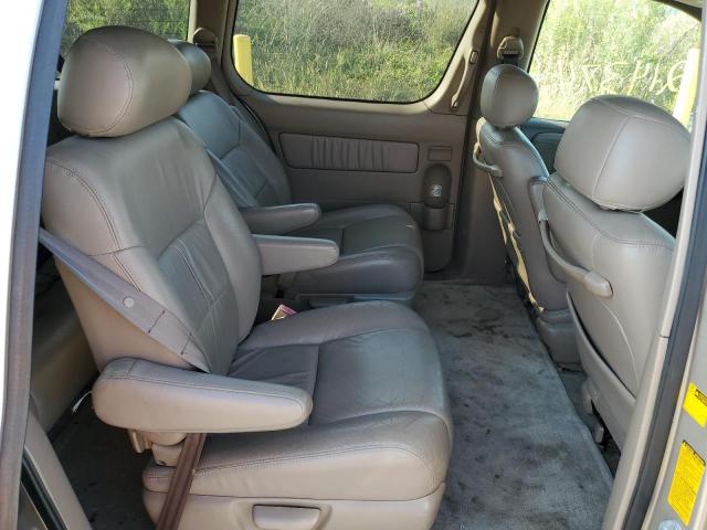 Photo 6 from auction – 2002 TOYOTA SIENNA LE with VIN 4T3ZF13CX2U422065