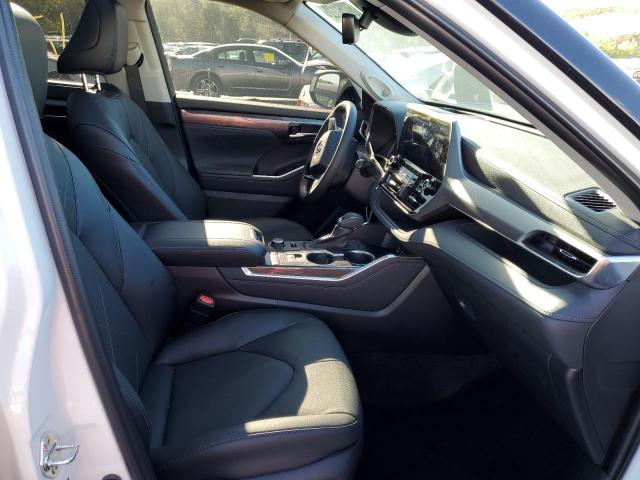 Photo 5 from auction – 2022 TOYOTA HIGHLANDER with VIN 5TDFZRBH3NS229624