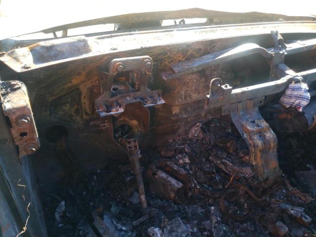 Photo 8 from auction – 2002 CHEVROLET TRAILBLAZE with VIN 1GNDS13S722153682