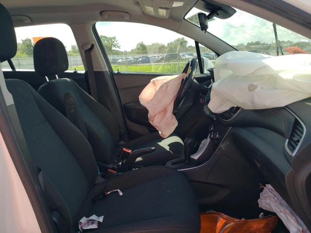 Photo 5 from auction – 2020 CHEVROLET TRAX LS with VIN KL7CJKSB5LB092183