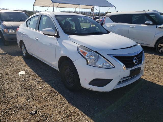 NISSAN VERSA S 2015 with VIN 3N1CN7AP7FL814020 - Photo from auction