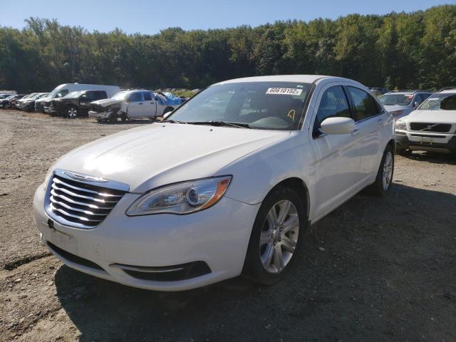 Photo 2 from auction – 2013 CHRYSLER 200 LX with VIN 1C3CCBAB6DN669631