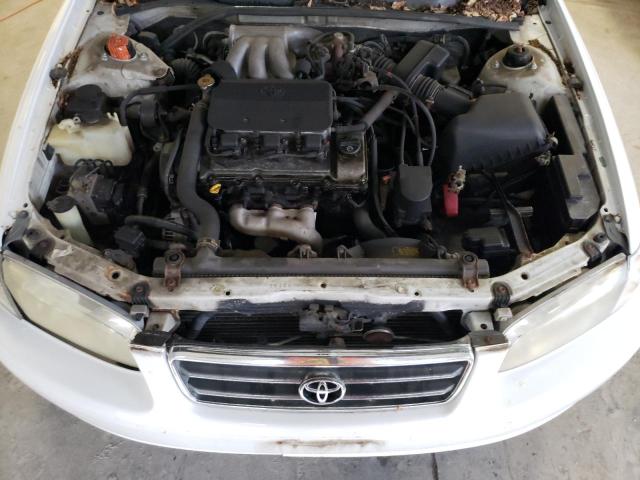 Photo 7 from auction – 2000 TOYOTA CAMRY LE with VIN 4T1BF22K9YU938161