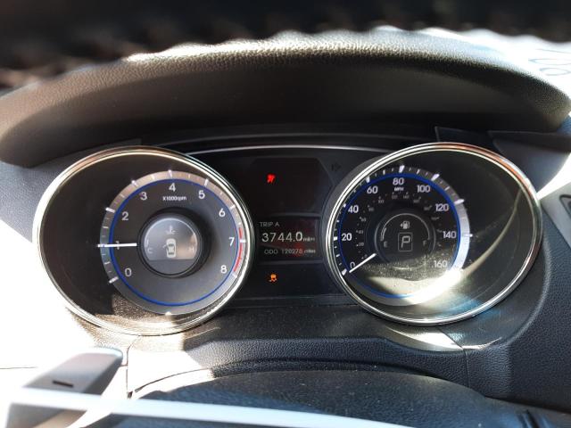 Photo 8 from auction – 2012 HYUNDAI SONATA SE with VIN 5NPEC4AB8CH409956