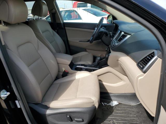 Photo 5 from auction – 2016 HYUNDAI TUCSON LIM with VIN KM8J33A29GU030206