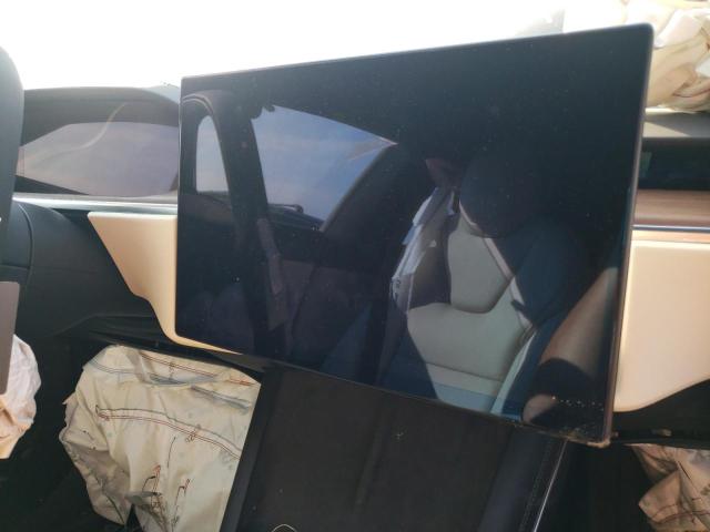 Photo 8 from auction – 2022 TESLA MODEL S with VIN 5YJSA1E55NF491402