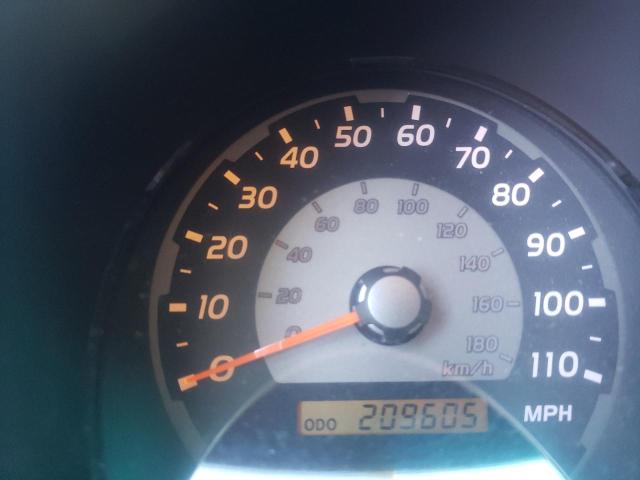 Photo 8 from auction – 2004 TOYOTA 4RUNNER SR with VIN JTEBT14R540034516