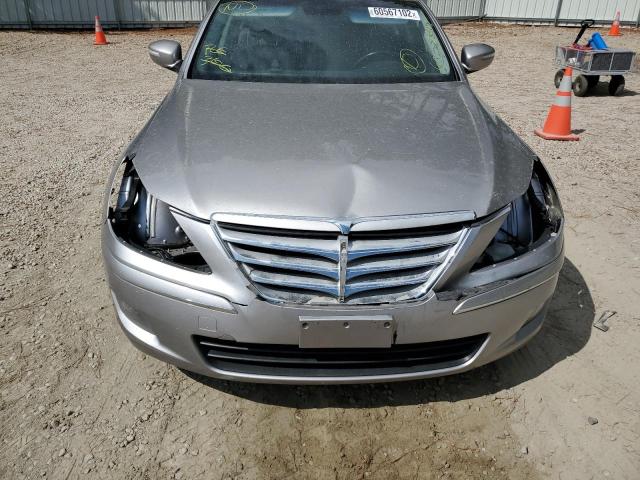 Photo 9 from auction – 2011 HYUNDAI GENESIS 3. with VIN KMHGC4DE4BU139199