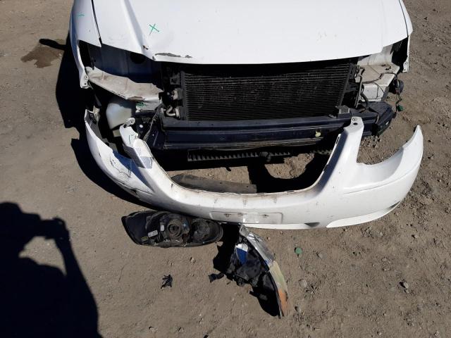 Photo 9 from auction – 2006 CHRYSLER TOWN & COU with VIN 1A4GP44R96B753219