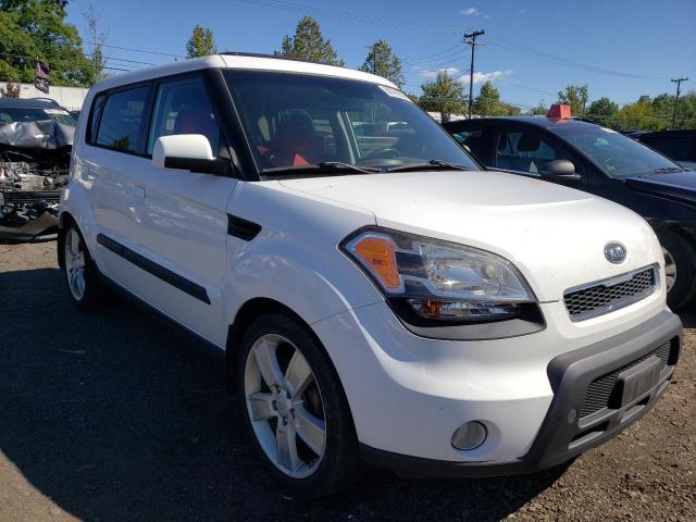 KIA SOUL 2010 with VIN KNDJT2A21A7048560 - Photo from auction