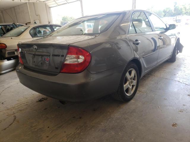 Photo 4 from auction – 2004 TOYOTA CAMRY SE with VIN 4T1BA32K84U012901