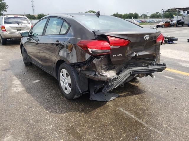Photo 3 from auction – 2018 KIA FORTE with VIN 3KPFK4A7XJE174691