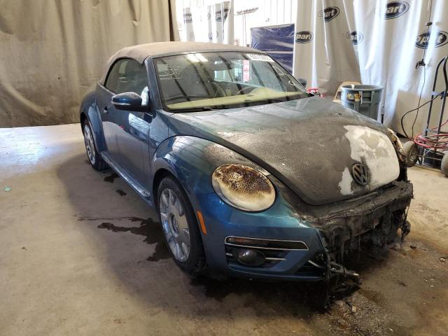 VOLKSWAGEN BEETLE S 2019 with VIN 3VW5DAAT1KM511707 - Photo from auction