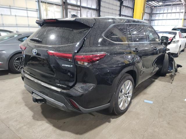 Photo 4 from auction – 2022 TOYOTA HIGHLANDER with VIN 5TDXBRCH7NS552680