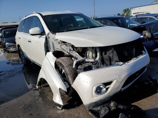 NISSAN PATHFINDER 2015 مع رقم تعريف المركبة 5N1AR2MNXFC665342 - صورة من المزاد