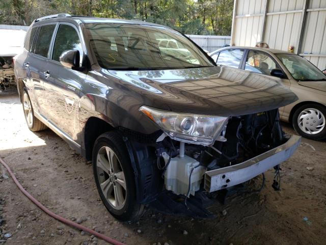 TOYOTA HIGHLANDER 2013 with VIN 5TDDK3EH2DS189572 - Photo from auction