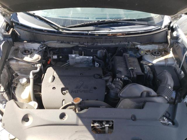 Photo 7 from auction – 2013 MITSUBISHI OUTLANDER with VIN 4A4AP4AU1DE002642