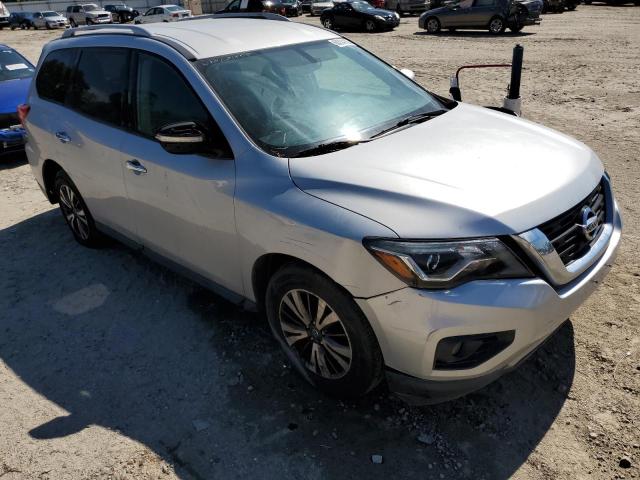 NISSAN PATHFINDER 2017 with VIN 5N1DR2MN0HC650008 - Photo from auction