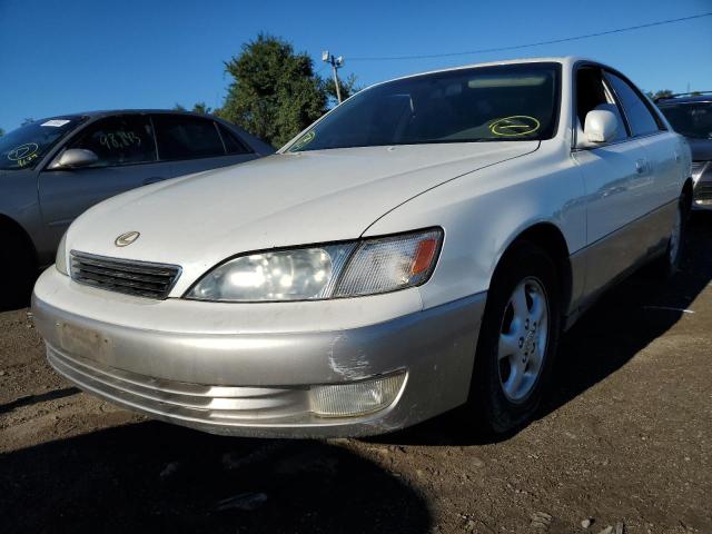 Photo 2 from auction – 1999 LEXUS ES 300 with VIN JT8BF28G9X0225028