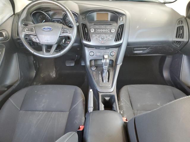 Foto 5 de la subasta – 2015 FORD FOCUS SE con VIN 1FADP3K21FL274558