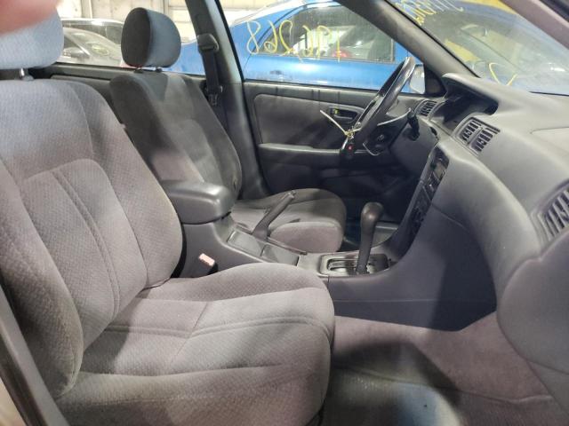 Photo 5 from auction – 2001 TOYOTA CAMRY CE with VIN 4T1BG22K61U853099