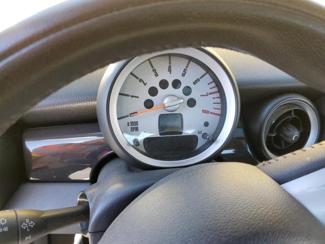 Photo 8 from auction – 2007 MINI COOPER with VIN WMWMF33567TU63663