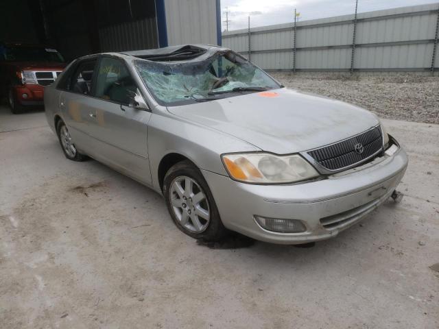 TOYOTA AVALON XL 2000 with VIN 4T1BF28B8YU098770 - Photo from auction