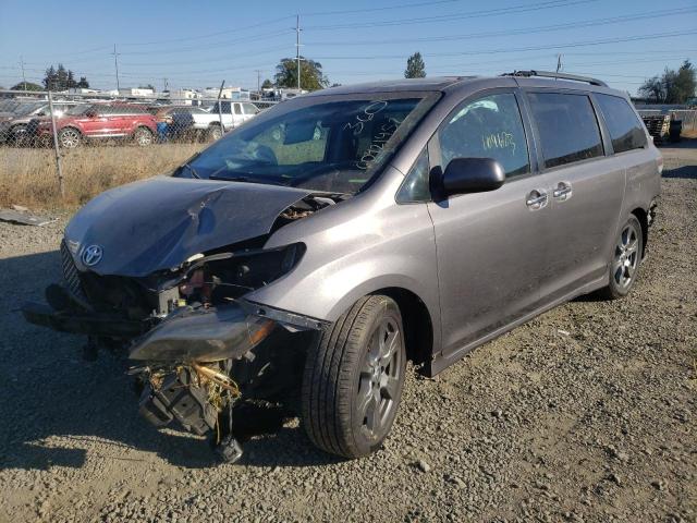 Photo 2 from auction – 2017 TOYOTA SIENNA SE with VIN 5TDXZ3DC4HS832718