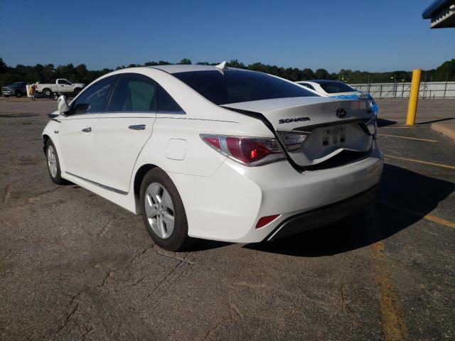 Photo 3 from auction – 2011 HYUNDAI SONATA HYB with VIN KMHEC4A44BA017673