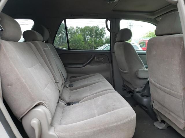 Photo 6 from auction – 2001 TOYOTA SEQUOIA SR with VIN 5TDBT44A11S010593