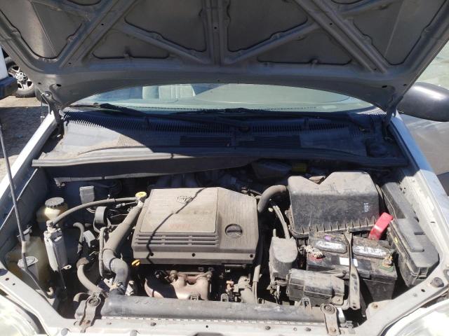 Photo 7 from auction – 2002 TOYOTA SIENNA LE with VIN 4T3ZF13C12U502810