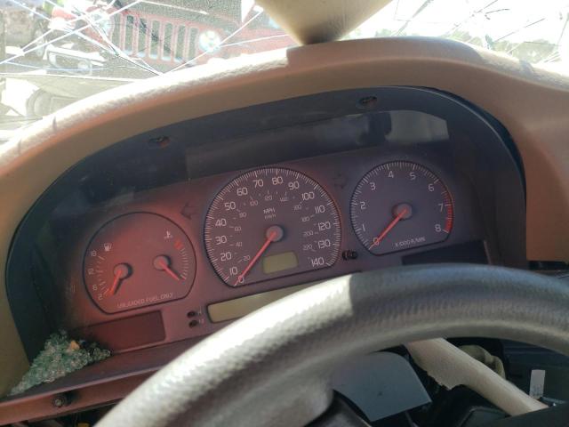 Photo 8 from auction – 1998 VOLVO S70 with VIN YV1LS5578W1553745