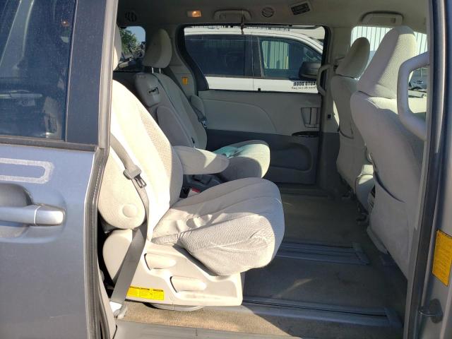 Photo 6 from auction – 2013 TOYOTA SIENNA LE with VIN 5TDKK3DC4DS311538